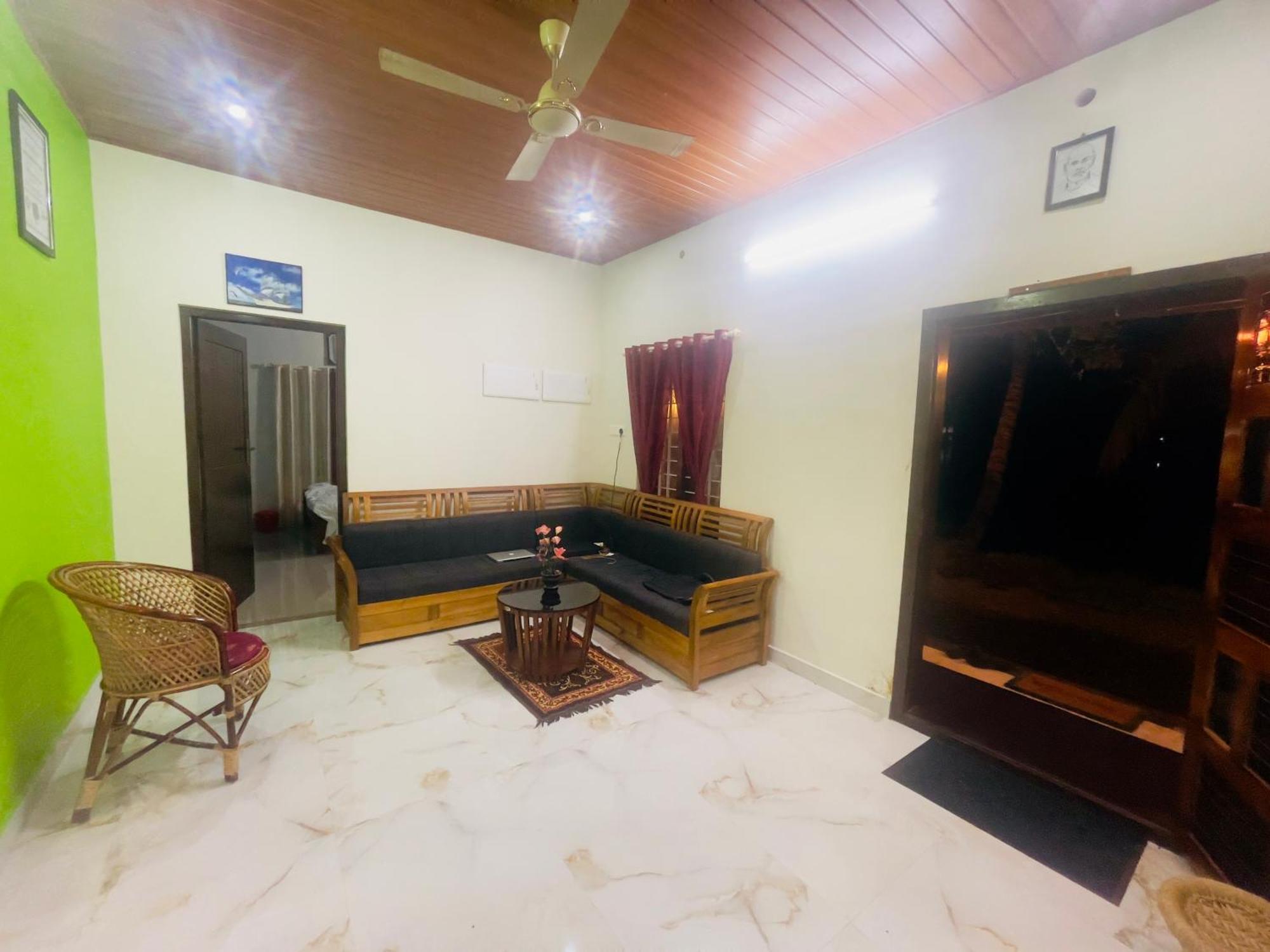 Appartement Tulsi Kayal Retreat à Champakulam Extérieur photo