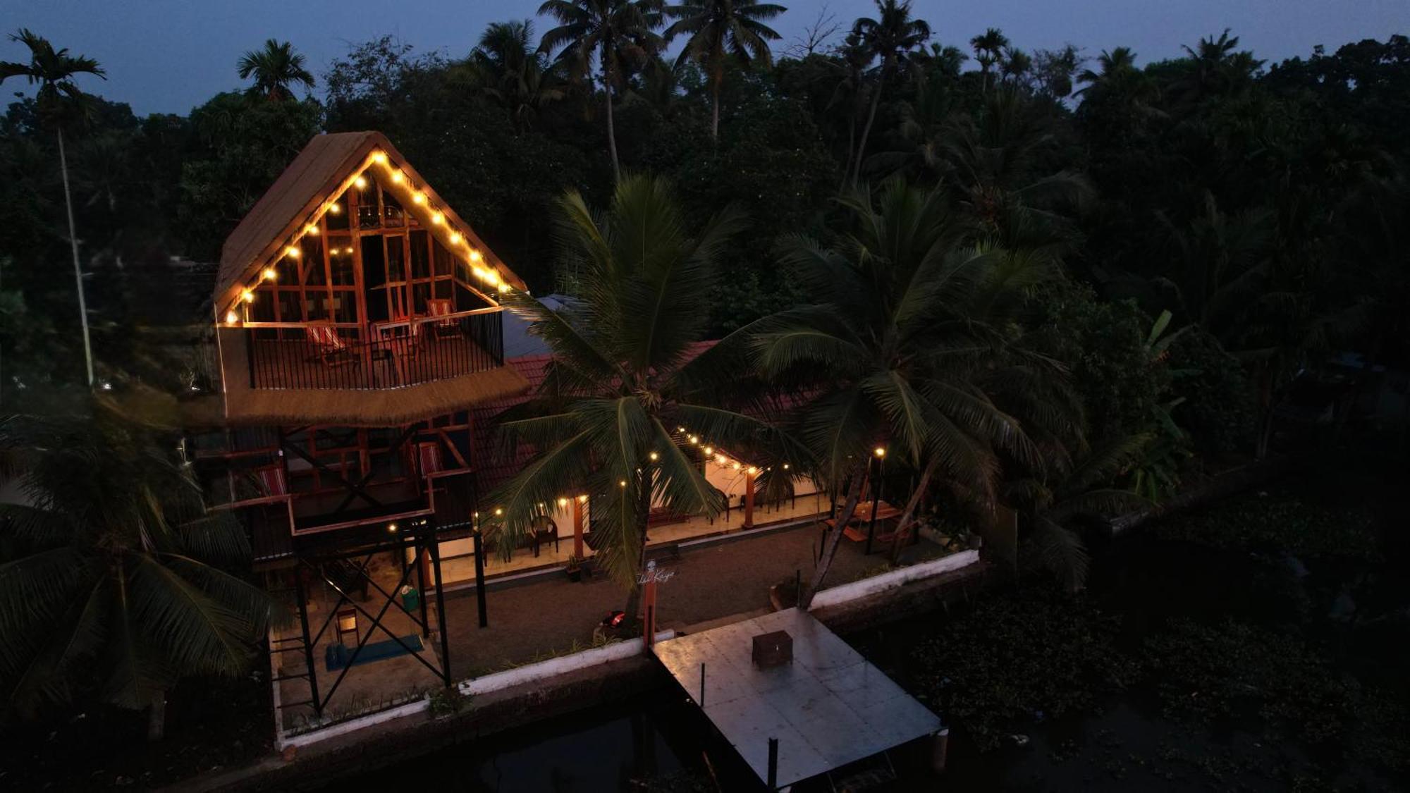 Appartement Tulsi Kayal Retreat à Champakulam Extérieur photo