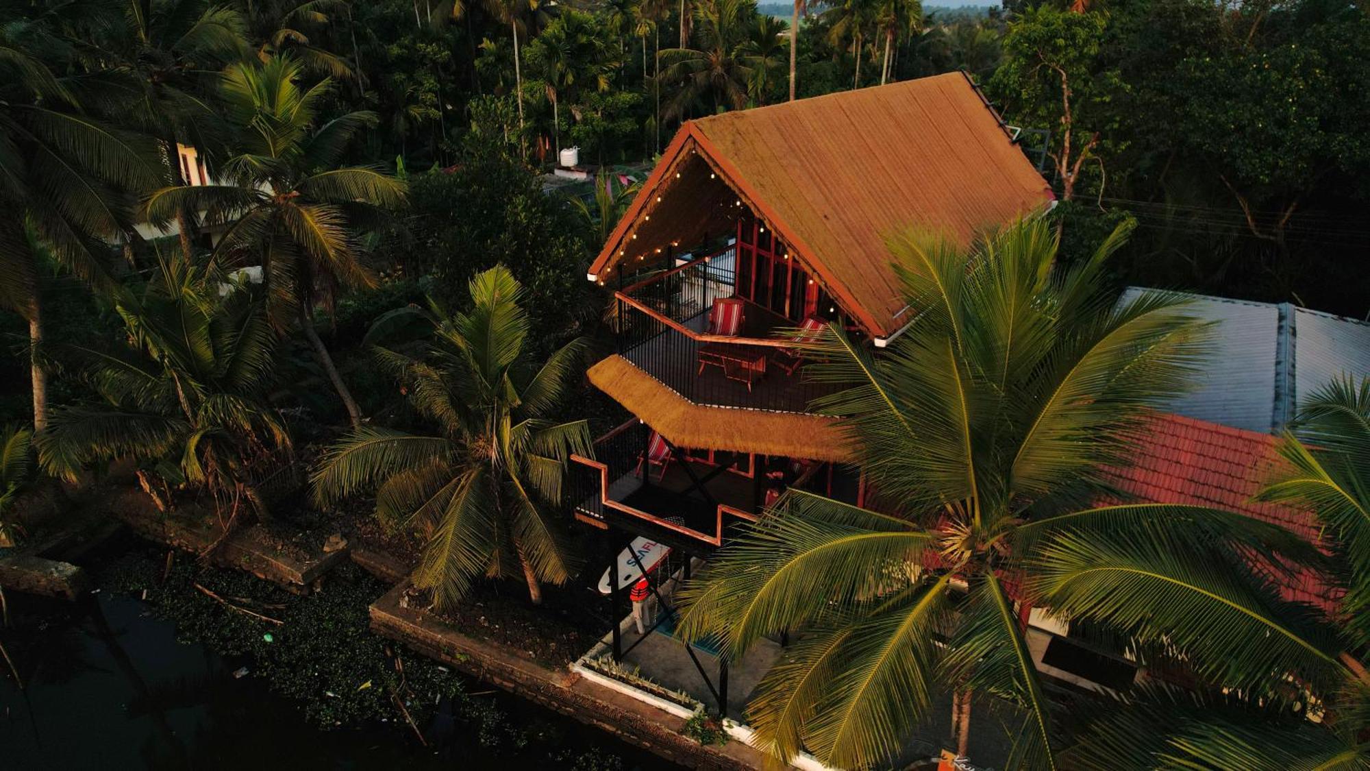 Appartement Tulsi Kayal Retreat à Champakulam Extérieur photo